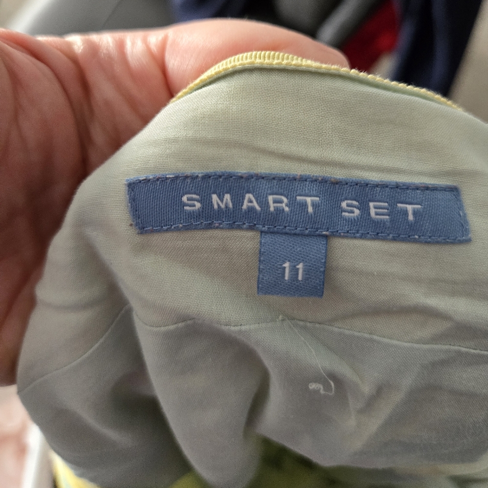(M) Smart Set Skirt - Picture 4 of 6